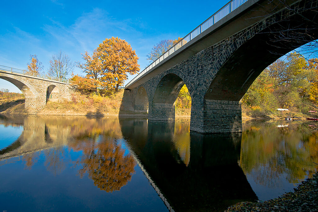 Brückengeschwister, Foto: Gerold Pöhler